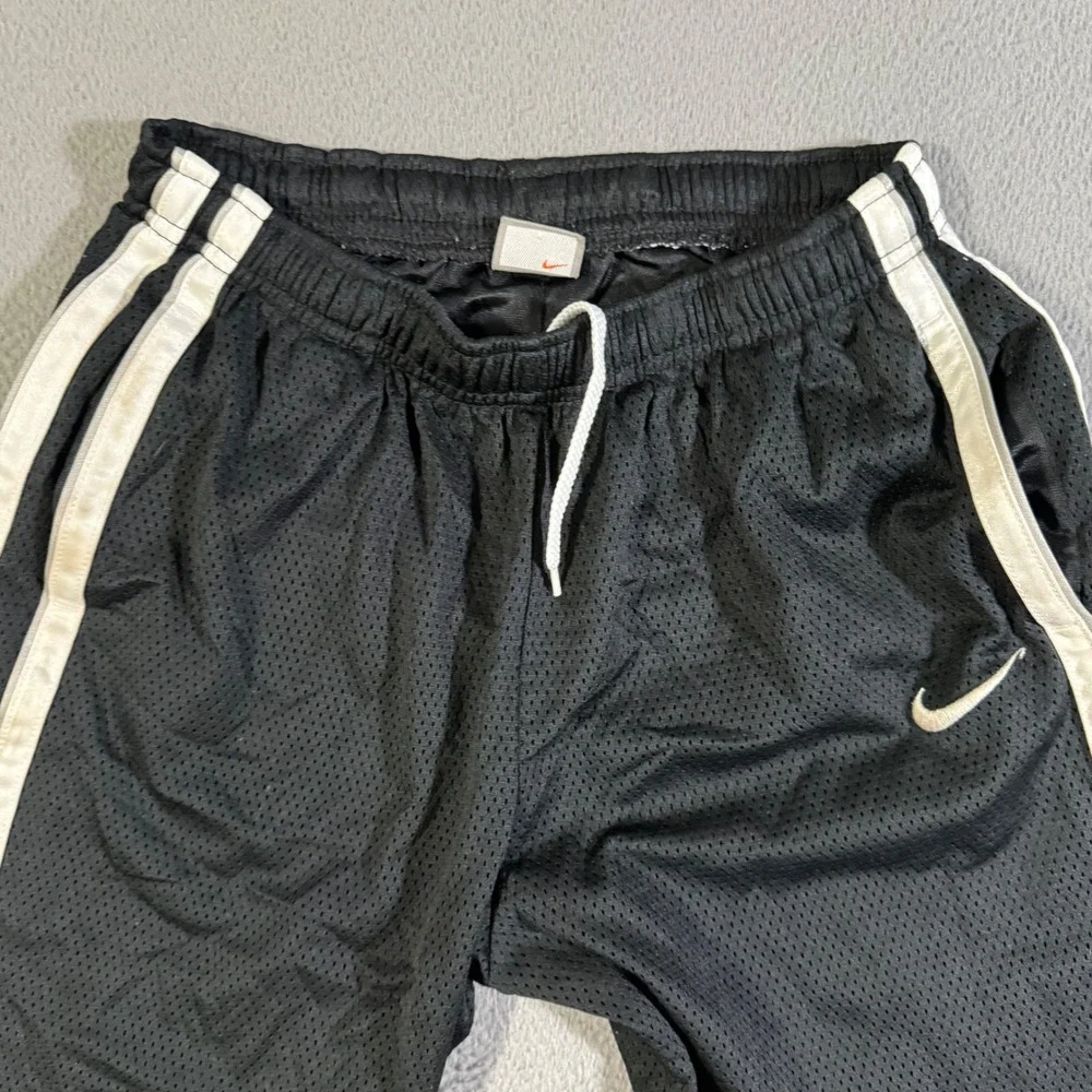 Vintage Nike Kids XL (18-20)‎ Black Mesh Basketball Pants Athletic White Stripe
